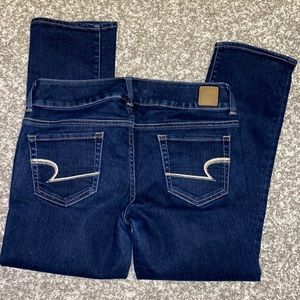 Size 8 AEO Artist Stretch Jeans 24in inseam